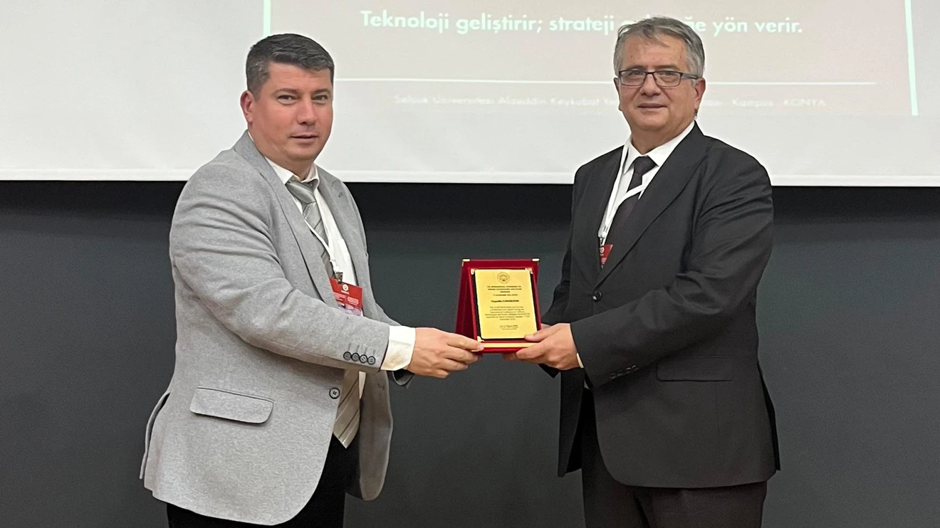 Selçuk Üniversitesinde yazılım ve siber güvenlik anlatıldı